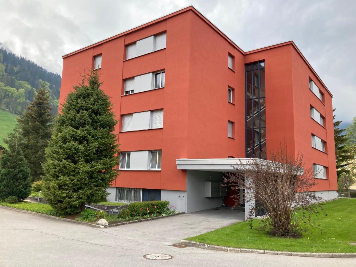 Spirit Apartments - Neben Dem Titlis - Parkplatz Енгелберг Екстериор снимка